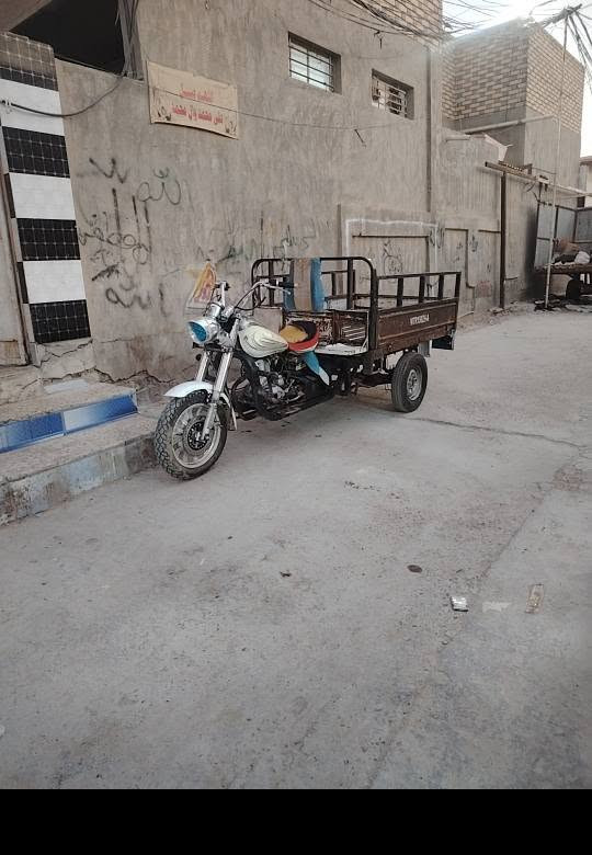 سلام عليكم ستوته امتيار ٢٠١١ رقم اسود وسنويه موجوده ابيعك بدون راعي ٨٠٠ وبيه مجال ماكني نجف علوت الفحل هاذ رقمي ***********
