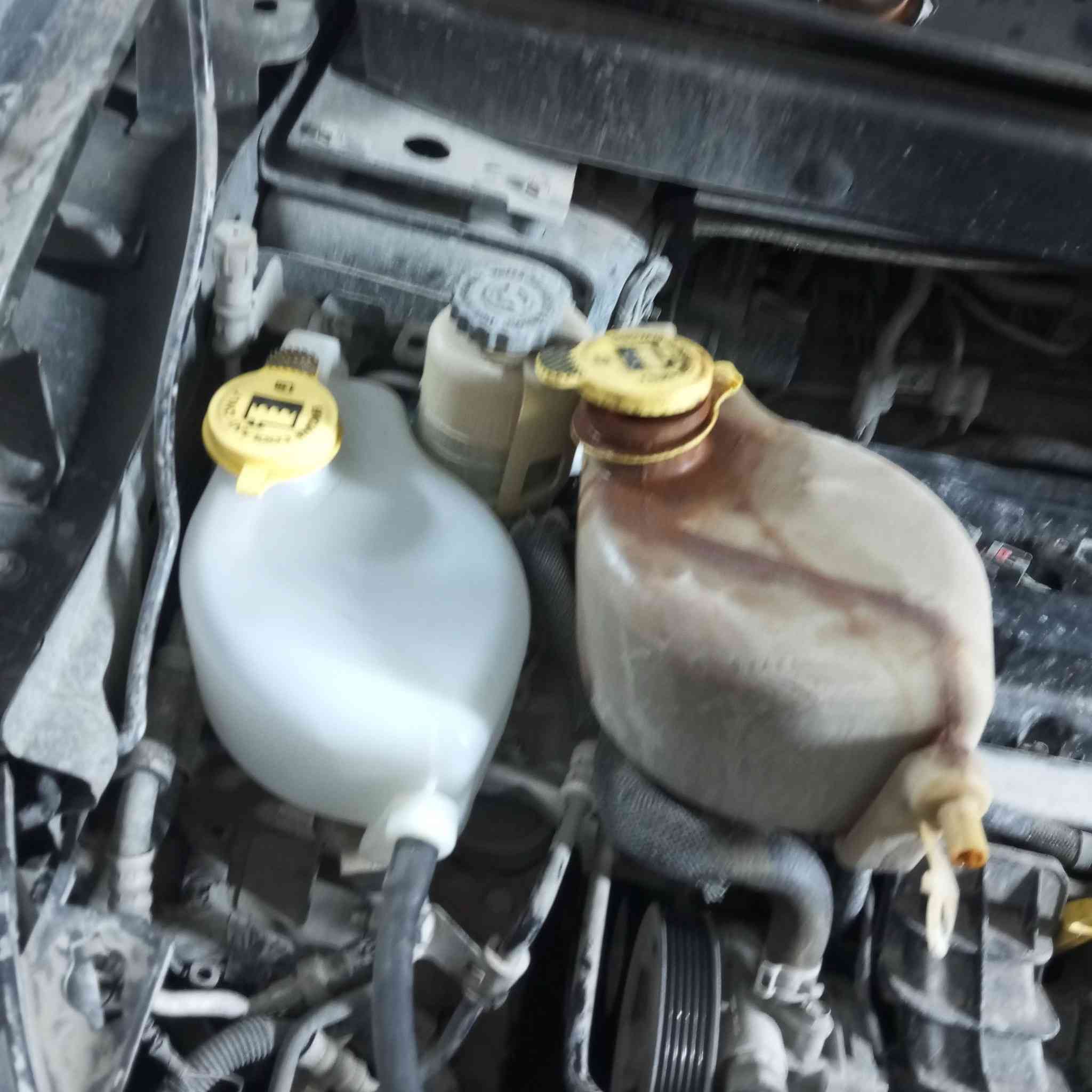 تحيه طيبه لكم من مركز موبأر صيانة الجورني وقطع غيار المريكي وبرمجه وتحديث 

دوج جورني  مكينه 2400 

تبديل مجمع ولف حماوه كامل 
تبديل واتربم   تبديل راديتر هيمي 3 خطوط 
تبديل دبة ماء    تبديل قايش.   تبديل روله 

العنوان الناصريه الثوره نهاية الشارع المركز السايدين 
***********
***********
