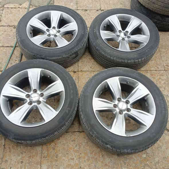 سلام عليكم
متوفر جميع الاحجام بيع و مراوس شعدك تعال خاص وتدلل
*********** واتساب
***********
