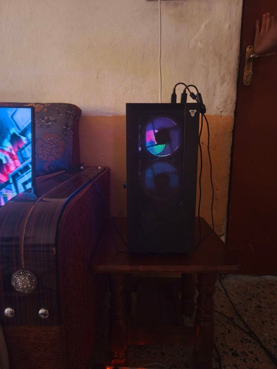 السلام عليكم اخوان

تجميعة وشاشة مستعملات للبيع سعر 900 قفل

الكرت msi rtx 2070

المعالج amd rayzen 5 5500

رامات ddr4 16gb 3200hz 2x8

تخزين:

1-bullet 2.5''ssd-512gb

2-xraydisk 240gb ssd

3-lexar ssd nm620 512gb

بورد msi b450m-a pro max II (ms-7c52)

باور سبلاي red dragon 600 watt 80 plus bronze

مبرد هوائي ممتاز من ساما

الكيس من فانتيك

الشاشة:

msi g244f e2

180hz

1080p

ips

1ms

مع هدية ماوس وكيبورد وكرسي وماوس باد وبوسة عالراس

ملاحضة⚠️:

الكيس بدون جامة

مكاني ديالى شهربان لايوجد توصيل

*********** الخاص مهمل
