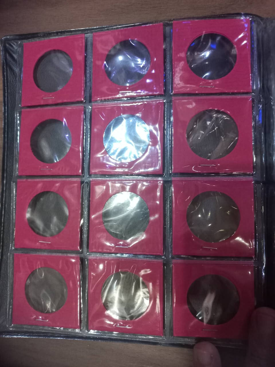 ١٥ الف دينار
البوم عملات معدنية 
جديد غير مستخدم
ايراني الصنع
لون ماروني داخل احمر
يتسع ل ١٢٠ عملة صغيرة ومتوسطة وكبيرة


**إذا كنت صاحب هذا الإعلان وتريد حذفه لأي سبب، رجاءا أرسل رسالة إلى الدعم الفني**