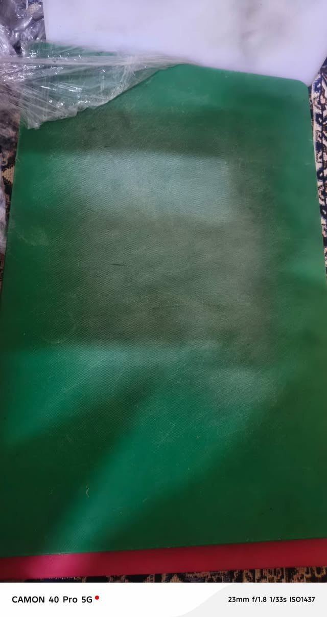 السلام عليكم ورحمة الله وبركاته 
صواني تقديم عدد 18 اخو الجديد 
تختات قياس 40×60 استخدام شهر 
للتواصل *********** واتساب
