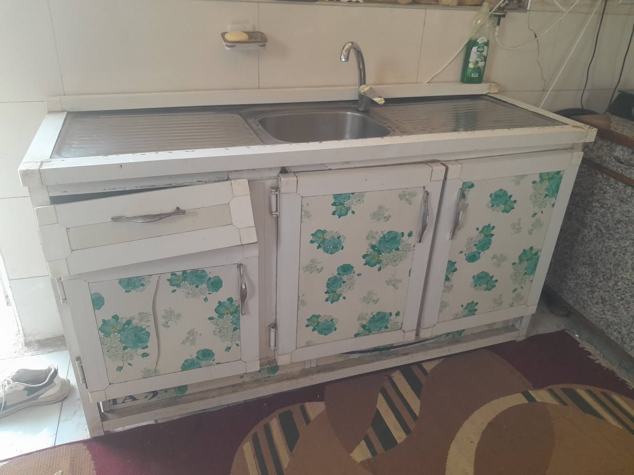 غراض البيع الفقير لايعامل بيخير ويدلل *********** هذا رقمي بي واتساب
