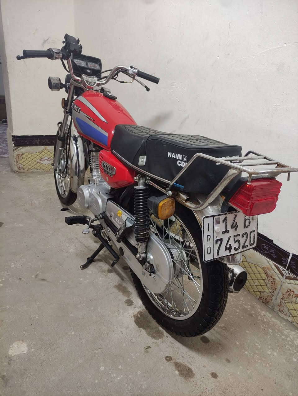 سلام عليكم شباب دراجه يراني لبيع محرك زيجي نامه 
دراجه بسمي رقم وسنويه رقم نكليزي بصره مو ربيل 
راده مليونين و150 لعجبه سعر يدخلي خاص وهاذ رقمي
*********** متواجد بكل وكت واتساب اكو شريحه شغاله 
وحياكم الله
