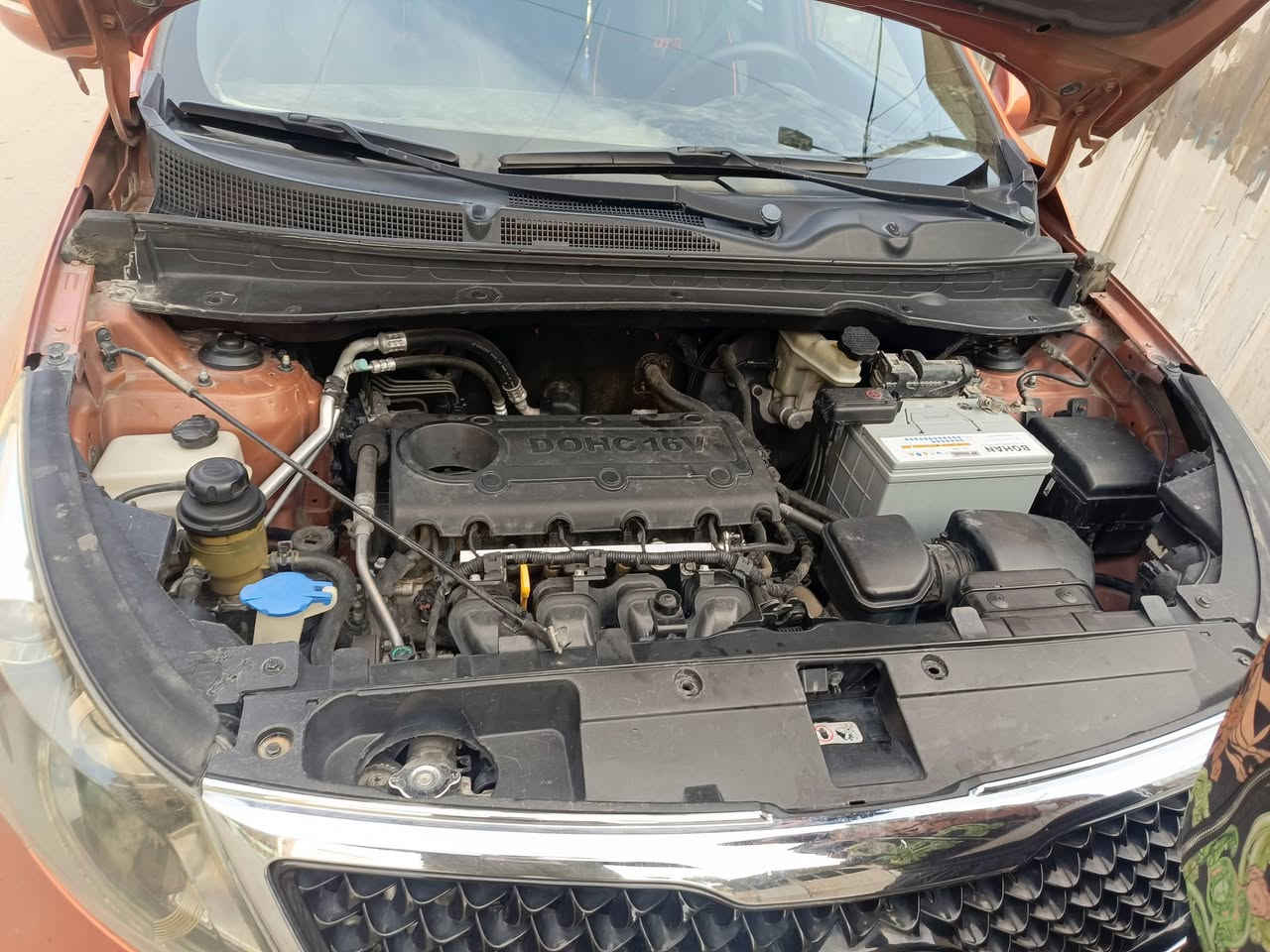 السلام عليكم كيا سبورتاج موديل 13 خليجي لون مشمشي مميز محرك 2400 دوش فول مواصفات بصمه ابواب بصمه تشغيل كشن كهربائي اشاير بالمري مري شفط حساس خلفي ويل كروم تبريد لمس نقطه عمياء كامره ابلادي بالمرايه الوسطية كشنات جلد ومخمل رقم اربيل عارضها 145 بيها مجال ملاحظه السيارة بيها باب الوره الصدر بي كلير فقط شرط الفحص مكانها بغداد مدينه الصدر رقم ***********   رقم الماني بسمي
