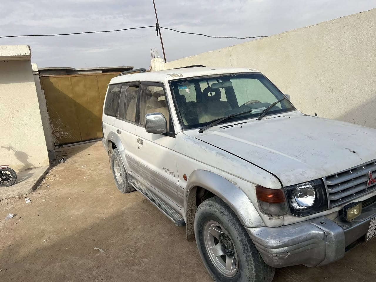 باجيرو مكفوله من صبق ول ضربه لقويه سياره محرك :فيفيتي تبريد شقال بس بيه ليك فقط لموديل ١٩٩٢سياره جاهزه من محرك كير كهربأيات كله شقاله سياره حلوه وجاهزه 
تخم تاير مشيف لمكان بصره زبير لسعر. ٥٨& ولشراي بيه مجال 

ورجأن لوعود لكاذبه لحد يوعد وكلي باجر يعني باجر ومحد جابرك وذا لسعر قالي عليك رجأن عبر لمنشور ***********
خوان نتصلو
