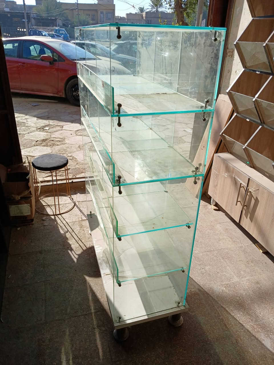 للبيع باترينات باسعار رخيصه استفسار *********** بغداد الكرخ
