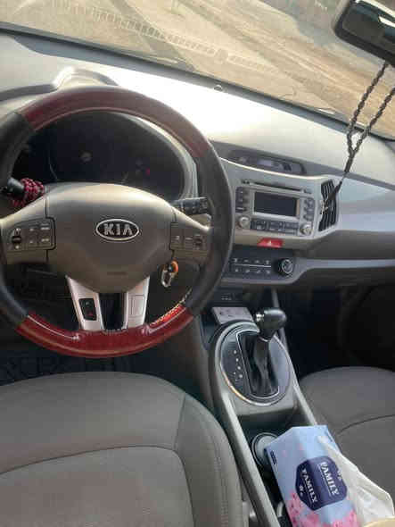 سلام عليكم من رخصة الادمن سبورتج 2012 خليجي نص فول رقم اربيل سنويه لل2030. السياره مابيها ولا قطعة صبغ غير بس اثر تيزاب علبنيد والباب الخلفي فقط السياره مكينتها مفتوحة بس ماشاء الله لا نضوح ولا تبخير ولا تنقيص تبريد حدادية كلشي ميه عله ميه والسياره احلى من الصور  بيها وكاله عامة ب اسمي سعرها 127 وبيها مجال للشراي للاستفسار رقمي *********** هزة جديدة لل 2026 وبخدمتكم
