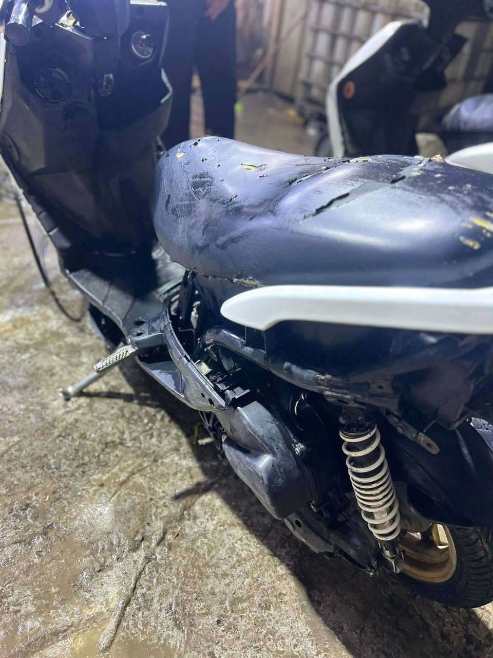 السلام عليكم سكنس فحل طلاعات نوزل خطين بيه تزويد بصيط شلعة معدل  مامفتوحة سعر 500
مكاني بغداد حي اور او مدينة ***********رقمي
