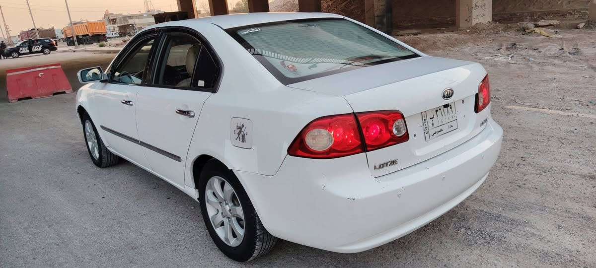 للبيع لوتز مديل 2008 وارد كوري خط واحد محرك وكير حاويه هستوني شادهن تبريد ثلج تحويل مباشر ما ناغصه شي مال جناي للستفسار اكثر التصال على *********** مكاني كوت
