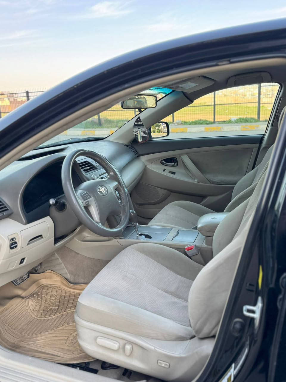 ...﷽ ...
بـــــــــۆفـــــــرۆشـــــــــــتــــــــــــن

***********وتساب
***********

جۆری سەیارە /تویتا کامری
مۆدێل/٢٠١١
مواسەفات/Le
ڕەقەم سلێمانی 
تەحویل خرامە بەشەرت
ڕەنگ /ڕەش قەتران
بۆیاخ/دووبەڵە
بێناوگرتن
گێڕو مەکینەی بەشەرت
کوشن کارەبە
تاقم ویلو تایەی لۆک
پێشو دوای مەزبوت
دەعامی بۆ دەعامی بەشەرت
سنەوی 2031بەناو خۆمە 
نموونە لەجوانی
