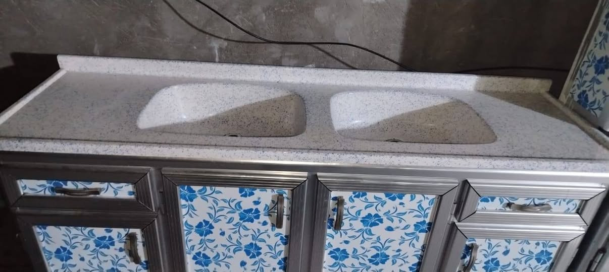 كاونتر المنيوم تسكام ٣ قطع سنك مرمر حوضين نضيف جدا للبيع للإستفسار الاتصال على الرقم *********** او *********** او وات ساب
