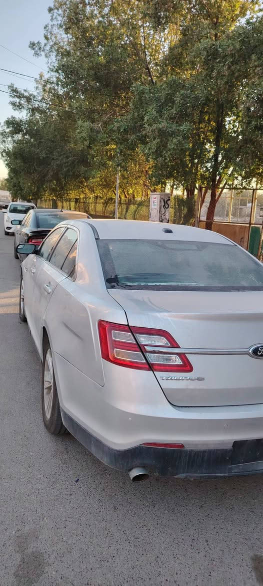 فورد تورس 2013 سعر مناسب ٩٧
رقم بغداد الدولي هزه وسنويه ورقام جدد
مواصفات معروفه عده الفتحه
تخم تاير جديد
فيت بم جديد
صدر جديد
تبريد جديد
بيها قطع صبغ ابيع حزام بدون دواخل 
صور الحادث مرفقه مع الصور 
مكانها بغداد السيدية السعر ٩٧ ورقه مناسب جدا
***********
