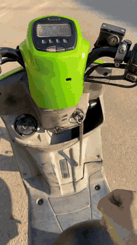 ماكس بوليس محرك مكفول برغي مامفتوح دراجه خير من الله كفراتها البلاديه لون ابيض موجودات  مكينه ناعمه كلش سعر ٦٥٠ وبيها مجال مكاني بغداد بوب الشام راسلني خاص لو ***********
