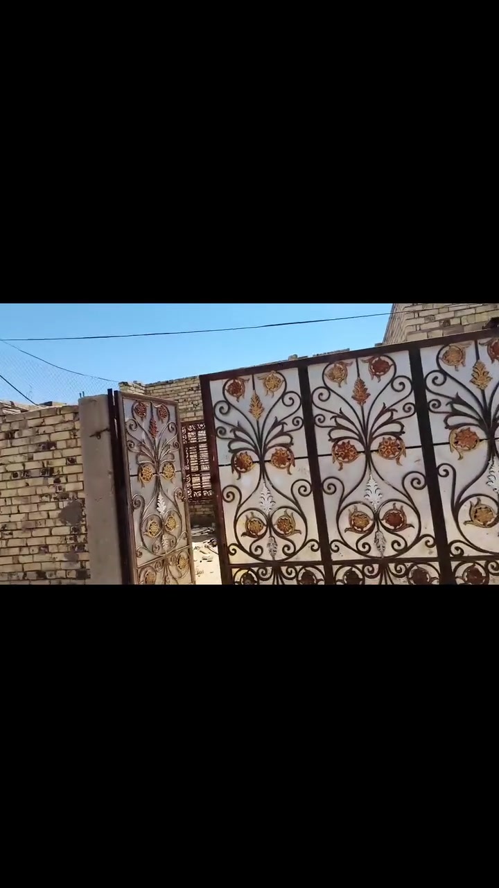 سلام عليكم بيوت ثنين بتقيه ثالثه قرب مجمع الزهراء للستفسار ***********
