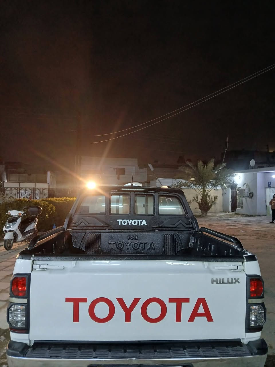 السلام عليكم من رخصة الادمان بيكم تويوتا موديل 2014مكفولة كفاله عامة مكينة اوكير كشر كفالة عامه  مامفتوحة بية اي برغي تخم تاير جديد
ياباني سعر 245 ورقة  رقم بغداد تحويل الثاني يوم بدون مراوس بيع فقط سيارة جديدة رقم هاتف *********** العنوان بغداد
