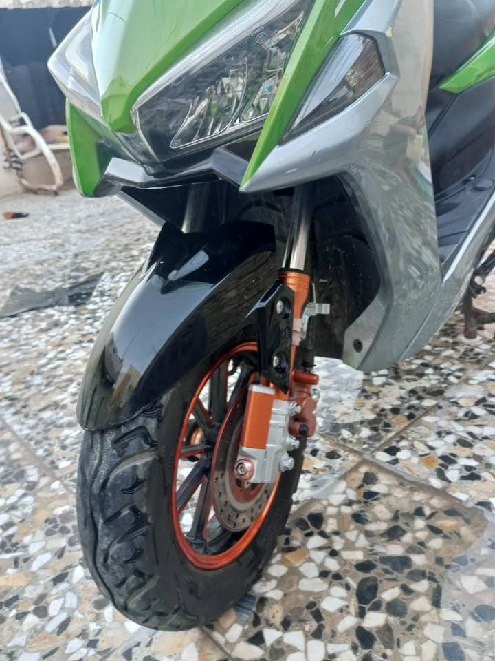 السلام عليكم                                                                  مكلف ب النشر         دراجه fs للبيع دراجه نضيفه مكينه مامفتوحه فقط يحتاجلهه حصر راعيهه ***********  او مراسله خاص
