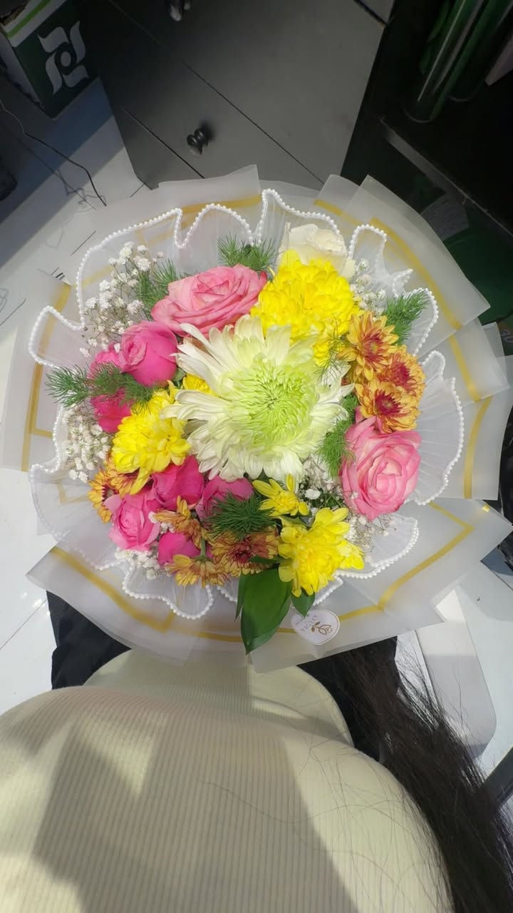 زهور أفلورا للورد الطبيعي والصناعي 🩷🌷🌹
العنوان 📍 بغداد بسماية الشارع العام مقابل البوابه الحجرية 
للحجز والاستفسار المراسلة واتساب ***********

