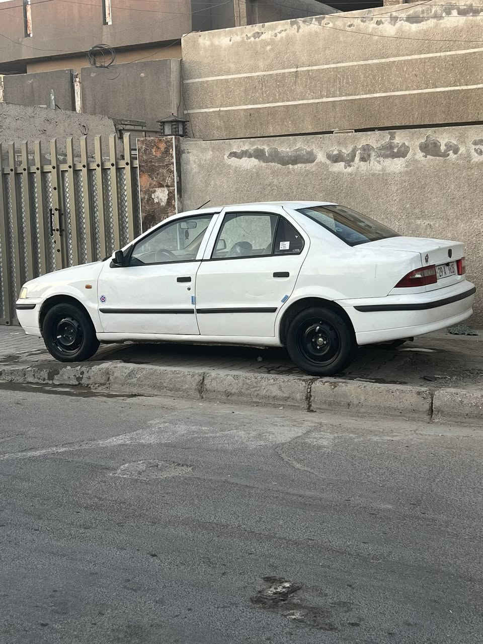 السلام عليكم  للبيع سمند مودل 2012  رقم واسط بأسمي تبريد صدر امامي خلفي جديد السعر 35  مكاني بغداد الكمالية 

هـ ***********
