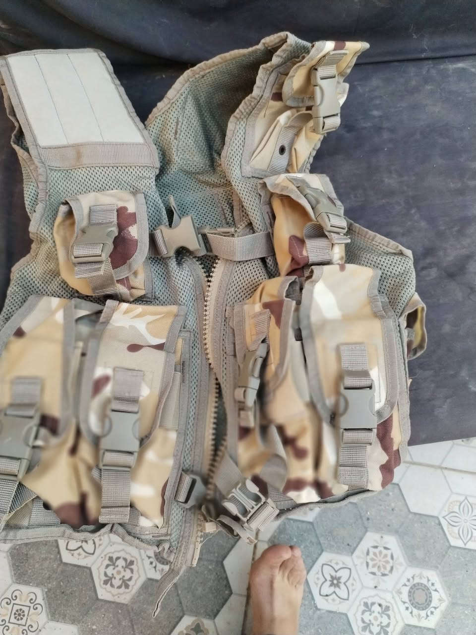 سلام عليكم شباب
هذني ادروعه ومشلح امريكيات

لبيع


**إذا كنت صاحب هذا الإعلان وتريد حذفه لأي سبب، رجاءا أرسل رسالة إلى الدعم الفني**