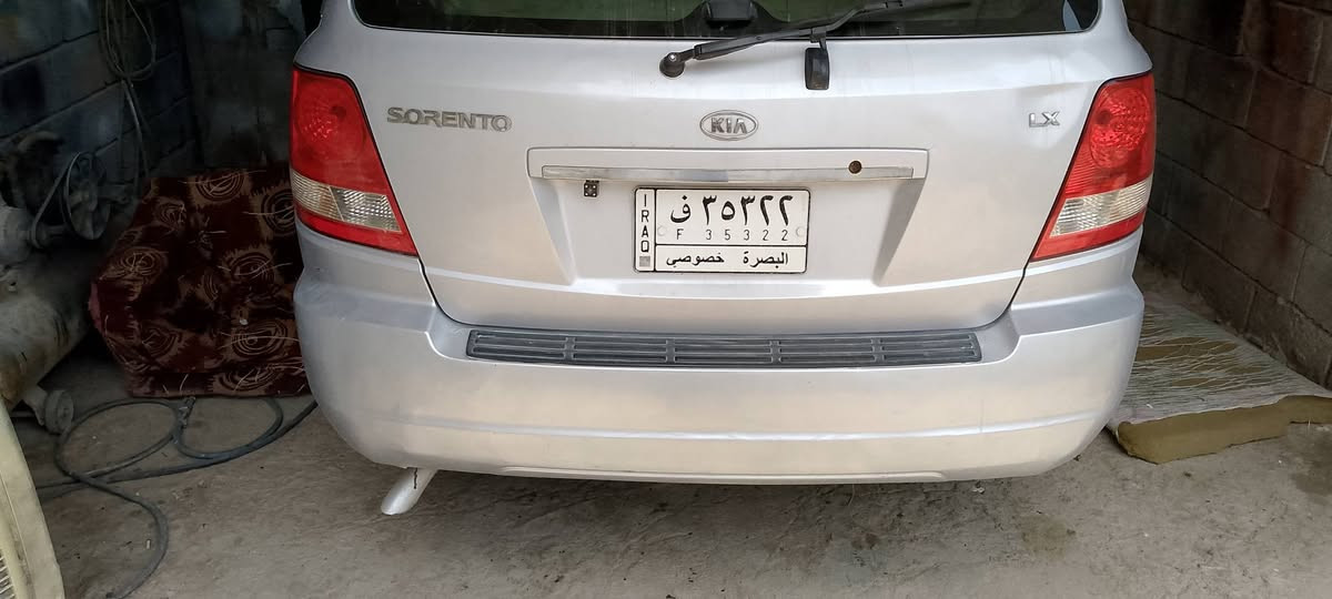 سلام عليكم سورنتو 2006 مكينه وكير وشاصي كفاله تخم تاير حداديه خير من الله للاستفسار ***********
