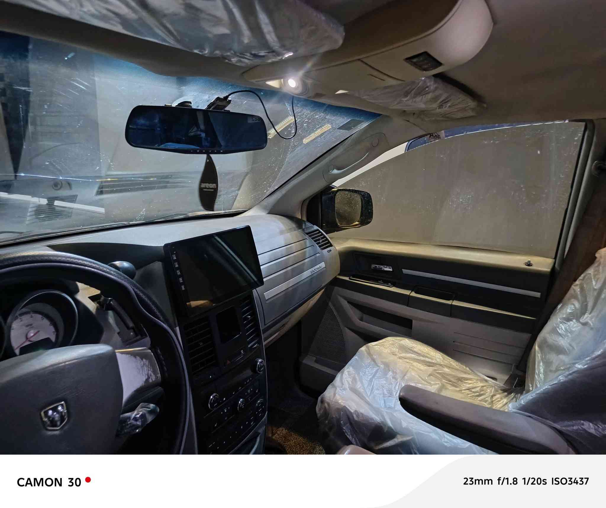 ***********
دودج كرفان 2008 
3300
