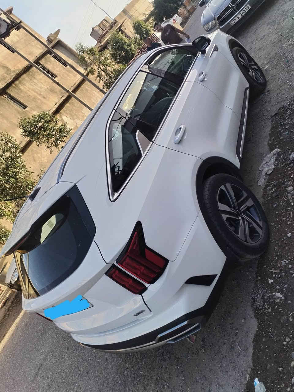 سلام عليكم كيا سيرنتو محرك 4ماشية 63 سعرها 250 وبيها مجال ***********
