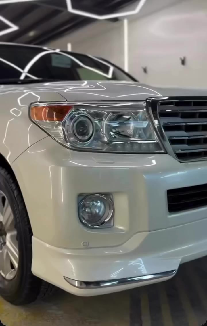 صلي علا محمد VXR. 2015 من النوادر عله مستوئ العراق ماشيه 30 الف فقط للأستفسار ***********
