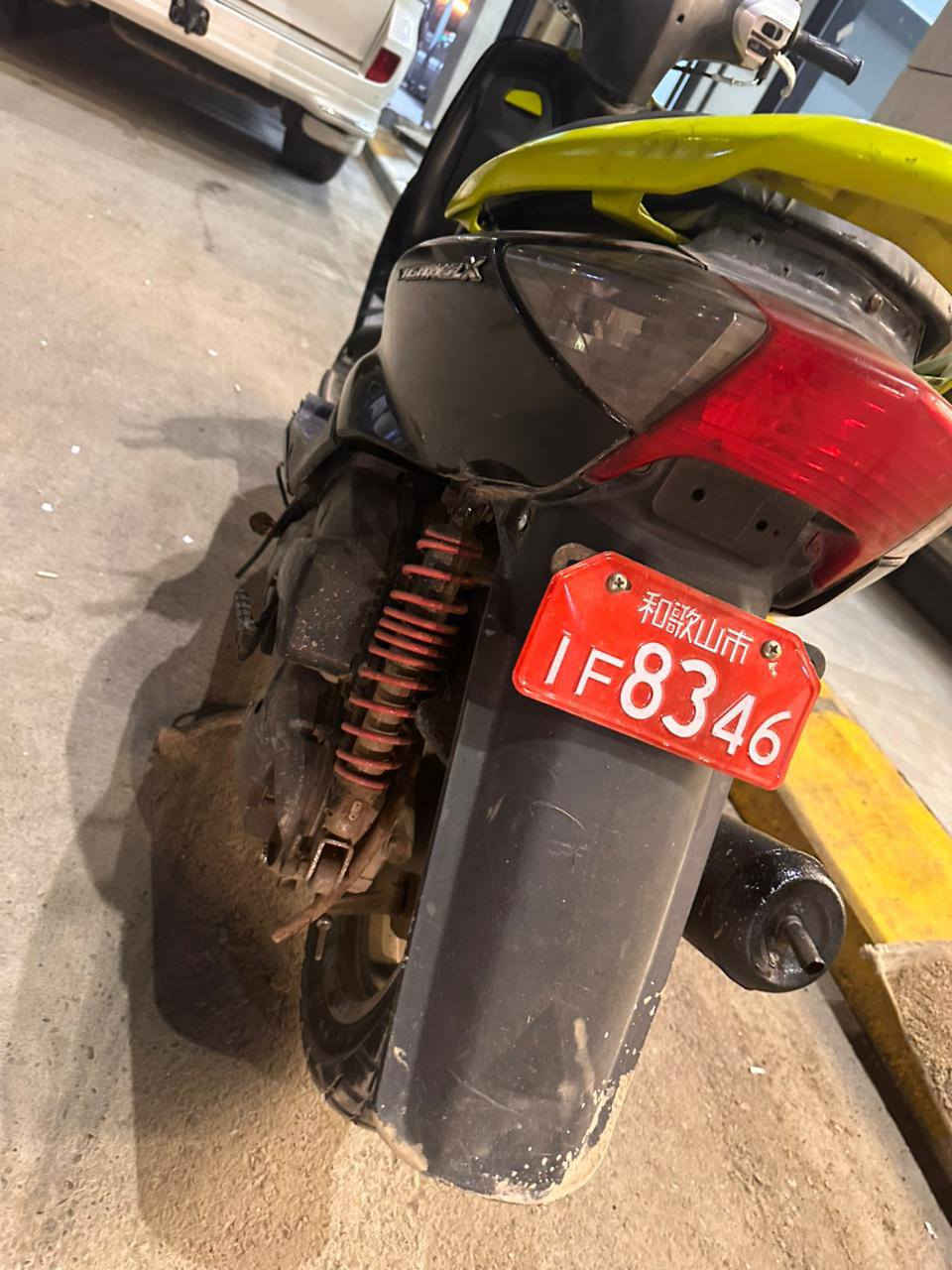 السلام عليكم اخوان 
سكنس نثيه كابريتر 
تجفيت جديد  مضبوط اي نقص ماكو سلف رياضي بوشه دراجه كامله اي نقص ماكو سلف هندر بوشه 55 مكاني بعقوبة تقاطع القدس هــ ***********
