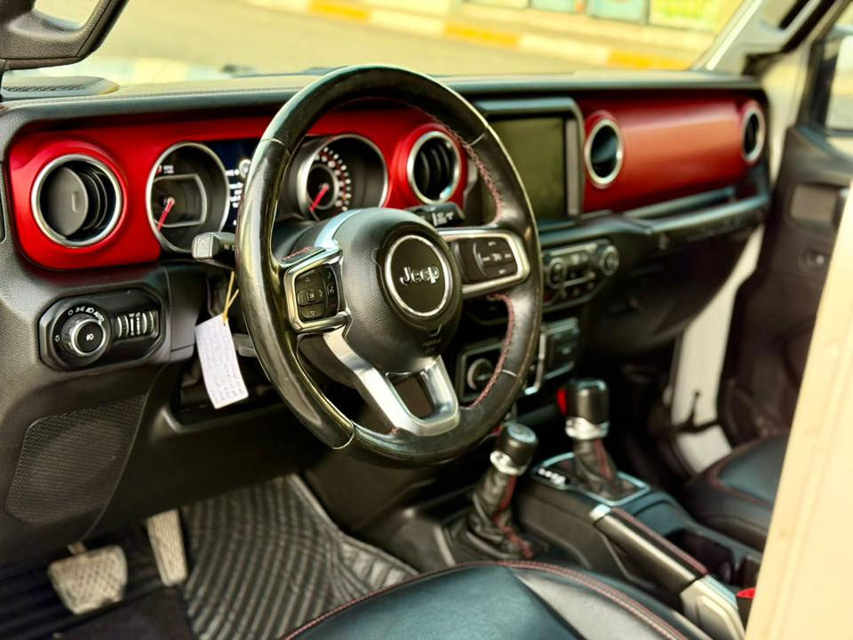 Jeep wrangler 2020
فول مواصفات
مکینە و گێڕ ب شرط
سعر ١٧٠ قفل
***********
