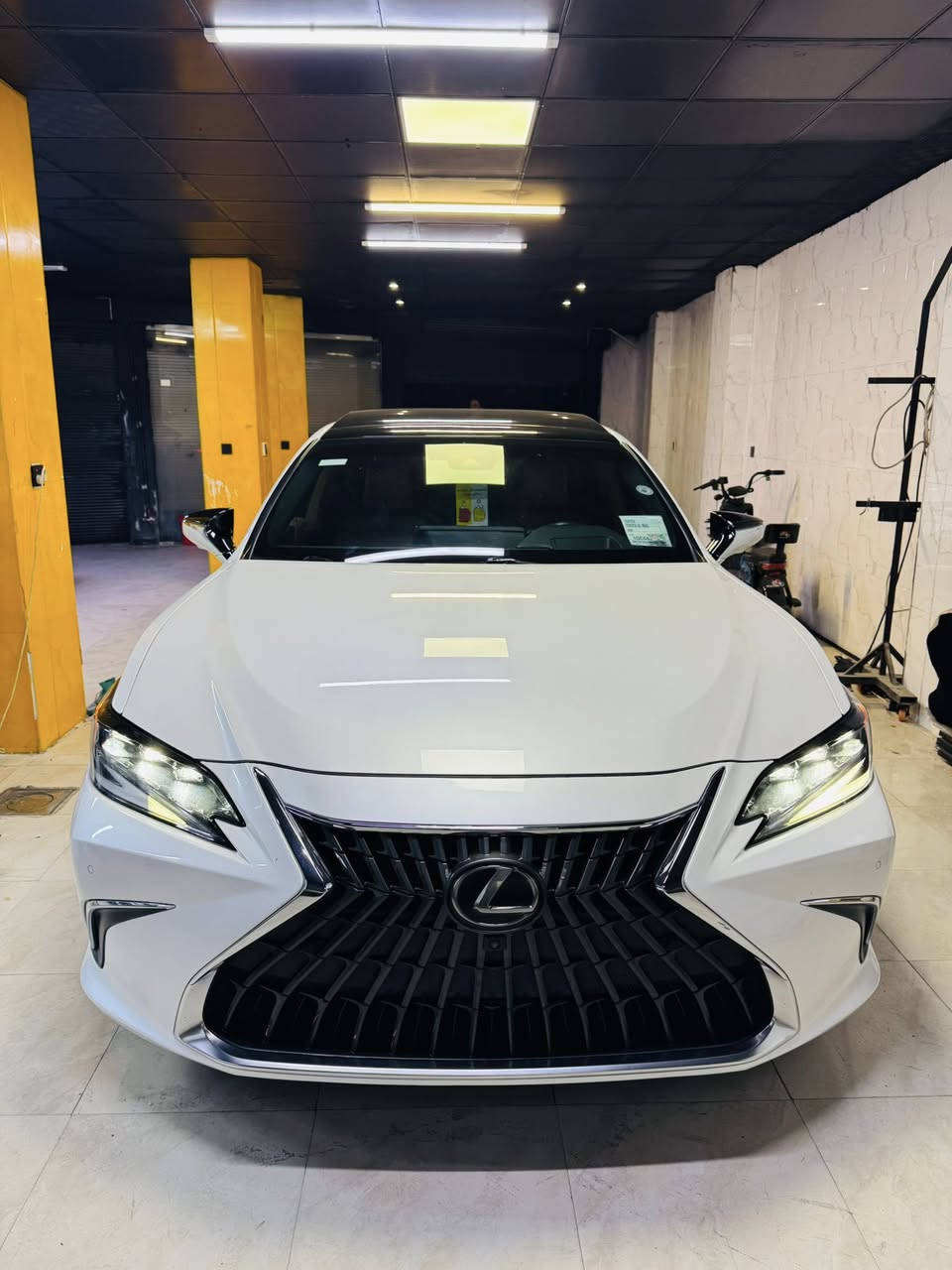 لگزس ES350
موديل 2022
كلين تايتل دعامية الي دةعامية بشرط
مواصفات الترا ليكجري كندي
بانوراما
٣ عدسات اشرة ليد
٥ پردات
٥ كاميرات ٣٦٠
رادار امامي و جامبي و خط مسار ستيرن هزاز
صندوق شفت
كوشن تفئةتبريد
ستيرن هيتةر
شحن ويرليس
شاشة كبير ماوس
حساسات امامي و خلفي
١٤ سماعات ماركة markt Levinson  شريكة ماسيدس
مراية شفت
كوشن خزن
مسحات اوتو
CD و USB و CAR PLAYE
٢ بصمة موجود معا كارت بصمة شريكة
كاعيات اغراض شريكة موجود
سنوية و هزة جديد مرقم شيمالي  بسمي تحويل ثاني يوم
سعر سيارة ٣٩٠ ورقة بيها مجال
***********

