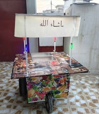 عربانة للبيع السعر 175الف التواصل  07518580849