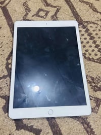 آيفون اكس ماكس • بطارية ٦٨ • ايباد ٧ كسر شاشة