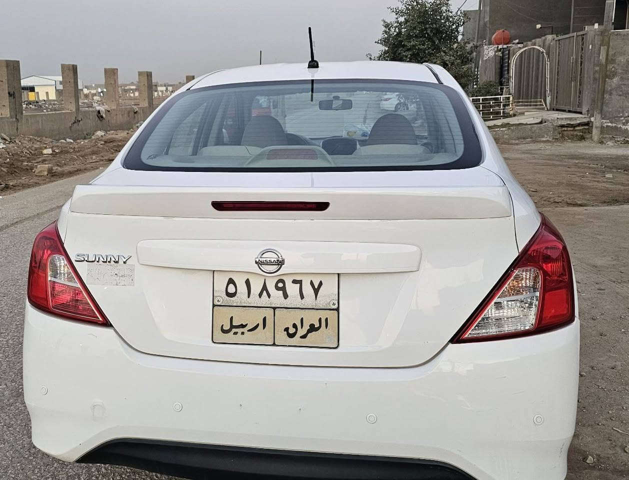 تحية طيبة ❤️❤️
نيسان سني رقم اربيل وارد هندي موديل 2019 كفاله عامه فقط مكانات بارد بسيطة سياره جاهزه 
سعره 95 وبية مجال بسيط 
بغداد البلديات ***********
