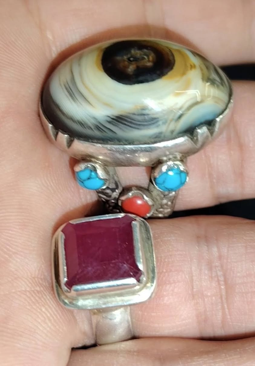 تحف ياقوت أفريقي زمرد كولمبي داودي صياغه ضخمه مطعمه فيروز وموجان ابيع شلع السعر خاص


**إذا كنت صاحب هذا الإعلان وتريد حذفه لأي سبب، رجاءا أرسل رسالة إلى الدعم الفني**