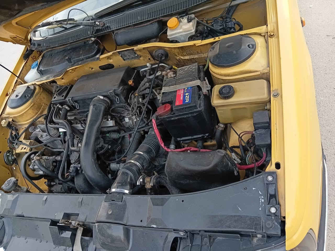 بيجو اكد ٢٠١٦بغدادصدر جديدوتخم تاير محرك نظيف لاتنقيص ولاتبخير منضومه لايت زنون 
***********
