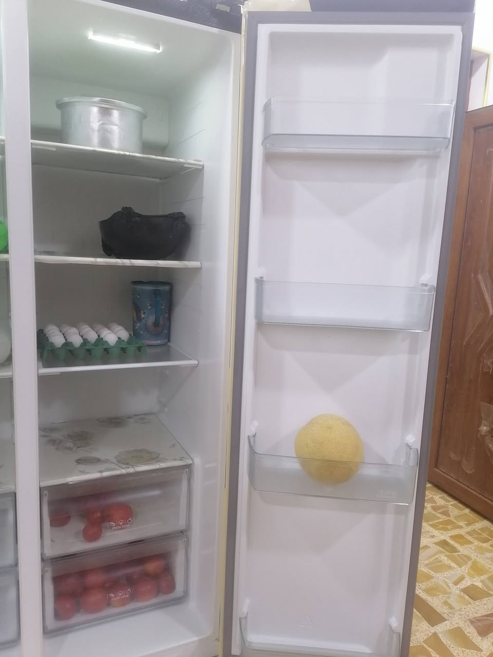 ثلاجه للبيع في حي سومر شرط شقال السعر 450الرقم***********
