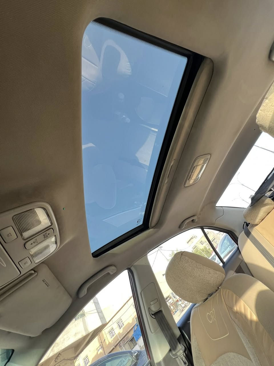 انظف سوناتاصورها تحجي سوناتا ٢٠٠٩خليجي ٢٤٠٠دوش رقم جديد وشبه مميز بيها بس جراد اي ضربه مابيها مكاني حله***********
