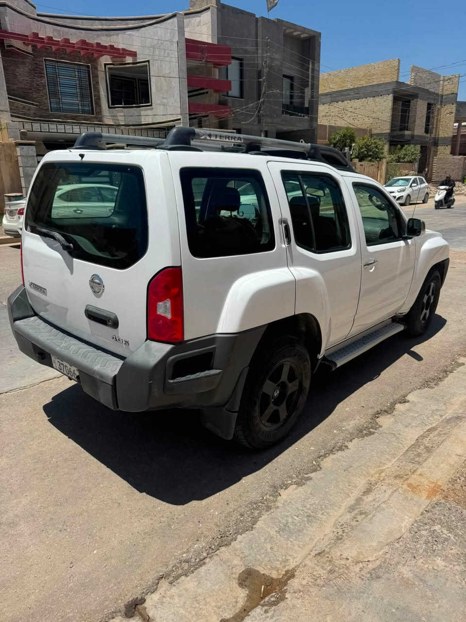 نيسان اكستير للبيع 
2008
178km 
صبغ عام 
مواصفاتها s 
فور ويل 
كير و مكينه و اكسل و تبريد كامل جديد 
حادثها بجم و بيها سحب شاصي 
السيارة بأسمي تحويل ثاني يوم 
السعر 75 ورقة و بيها مجال
***********
