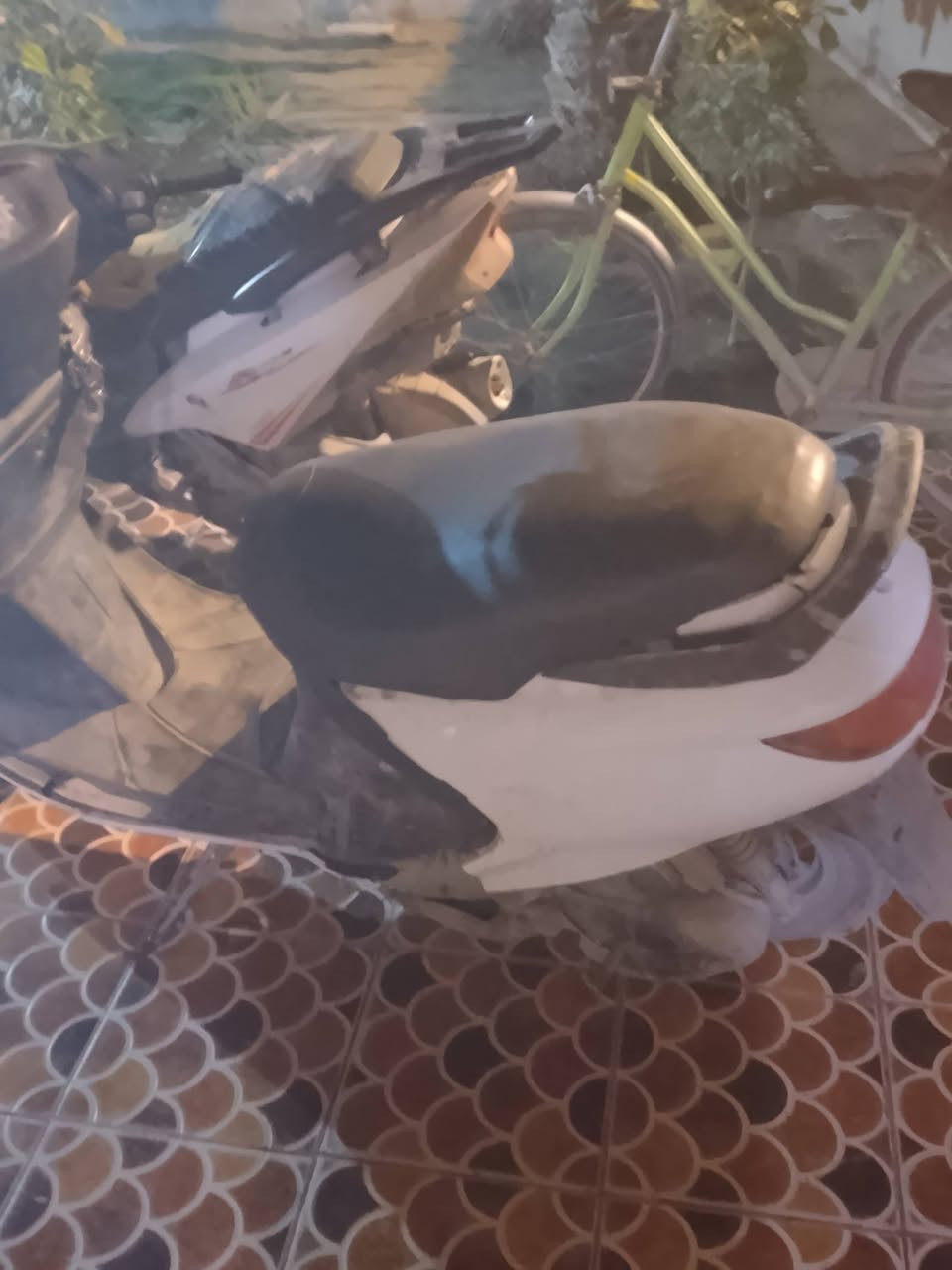 دراجه فراشة للبيع ابيع على وضعه هاي قبل شوية طفت عندي تشتغل فقط هندر مااعرف ليش طفت سعره 150 قفل ربع ماانزل حلة الجزائر


**إذا كنت صاحب هذا الإعلان وتريد حذفه لأي سبب، رجاءا أرسل رسالة إلى الدعم الفني**