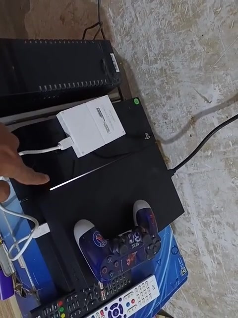 السعر 250 وبي مجال مقفول نظافه 100% العنوان بغداد شهداء العبيدي