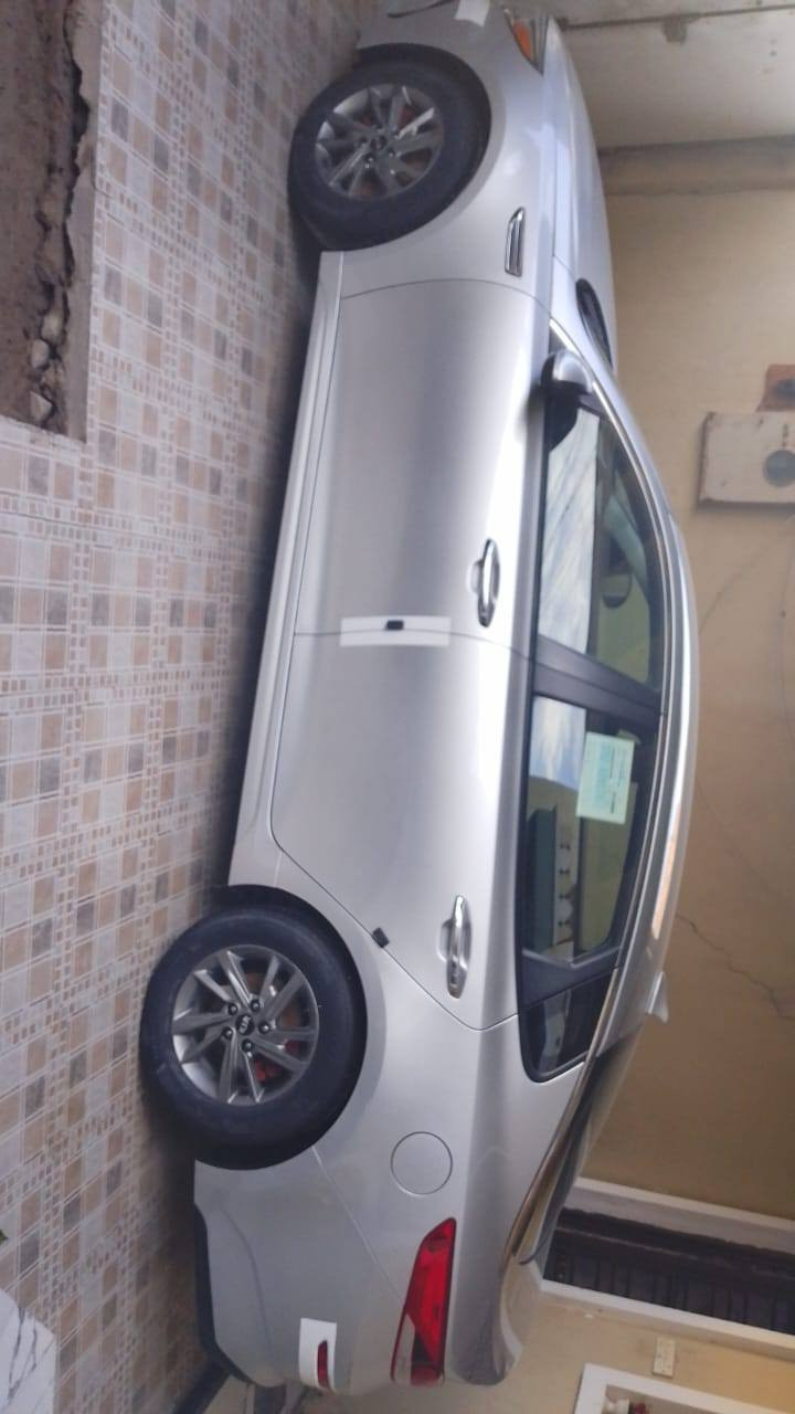 KlA أوبتما2019
وارد أمريكي رقم أربيل الدولي تريد تحويل تريد وكاله حادث جاملغ الأيمن وشبر من البنيد ماشيه 92 
سعر 132وبيها مجال بسيط

مكانه حله 

***********
