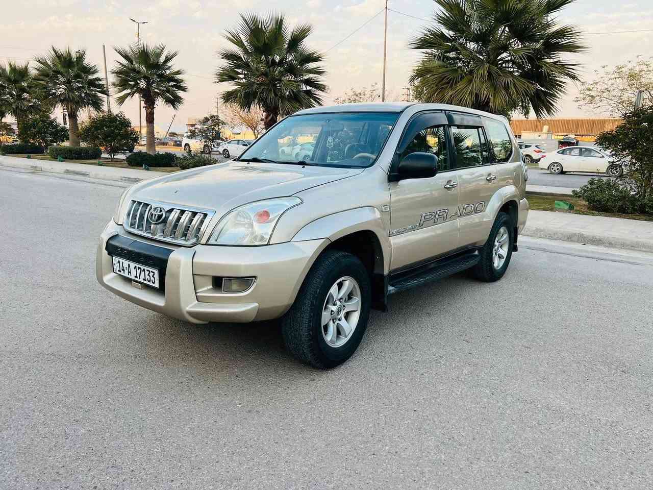 سلام عليكم تيوته برادو موديل 2007 
 مكينه وكير وحداديه وتخم تاير وتبريد كفاله مكينه 6 اسندر فور ويل 
سبعه راكب تبريد 3 قطع 
لايت زنون شاشه 
رقم بصره سنويه 2030 
سياره احله من الصور 
السعر 125 وبيه مجال 
الاستفسار *********** مكان السياره كربلاء
