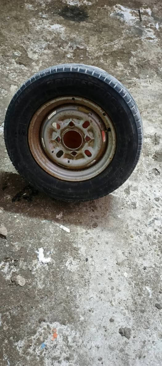 سلام عليكم متاح سبير ستوته نضيف ٢٥ وبيه مجال ***********
