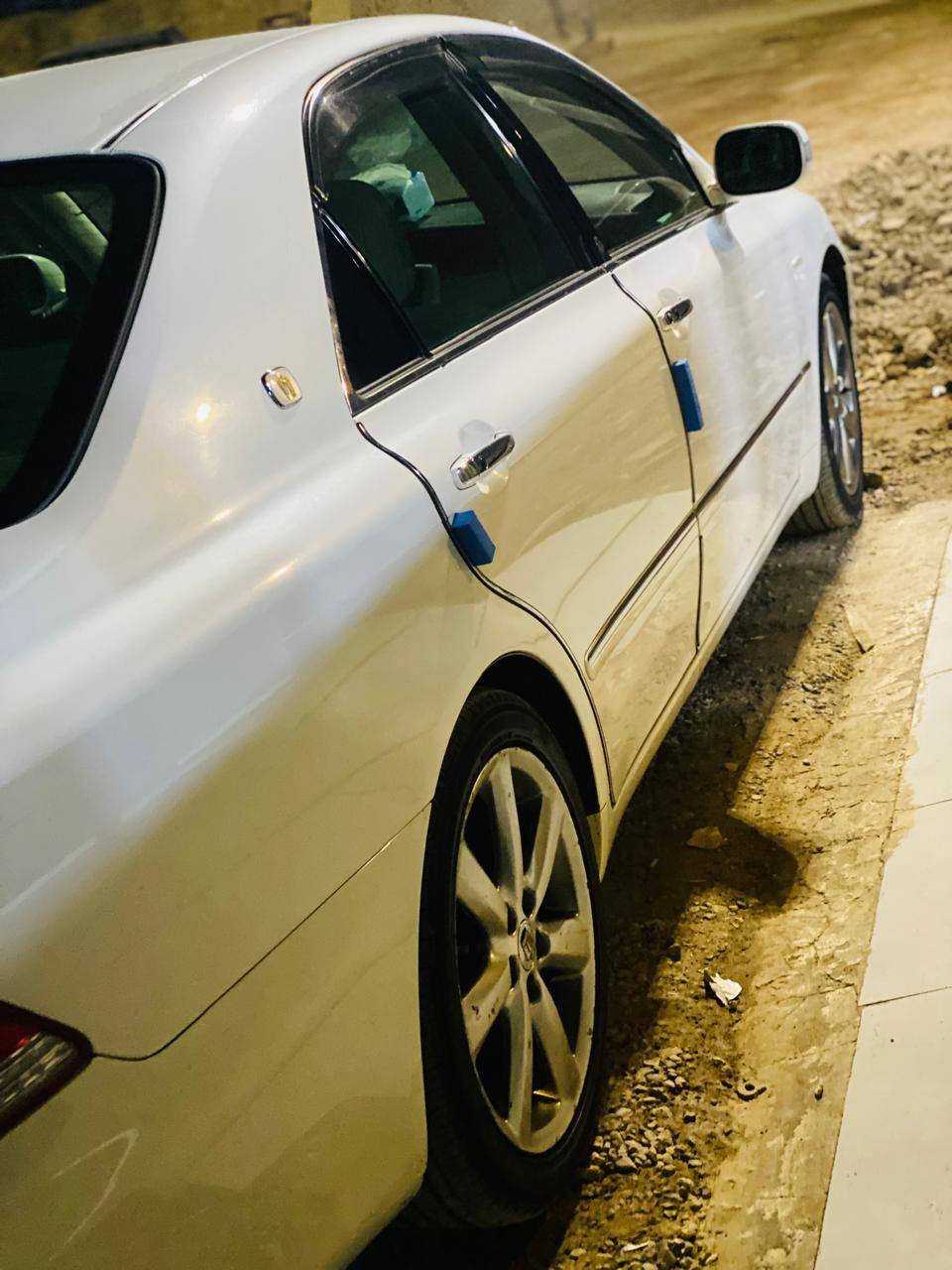 سلام عليكم سياره شاهينه للبيع موديل 2006 ادوات ادوات للبيع كفاله عامه من الكص والصبغ والضربه والزلغ  سياره كارتون اي نقص ما بيه السعر 60 الاتصال ***********
