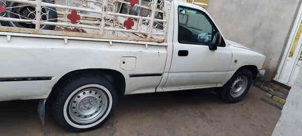 السلام عليكم سيارة 1993 شاصي مكفول مكينة نظيفة كرون سيدة حداديه نضيفه السعر ٥٠ ورقه وبيه مجال المكان ذي قار قضاء الرفاعي الرقم ***********
