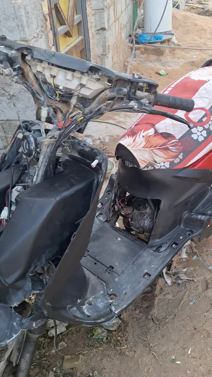 دراجة فراشة فحل للبيع 
اي استفسار بالخاص موجود


**إذا كنت صاحب هذا الإعلان وتريد حذفه لأي سبب، رجاءا أرسل رسالة إلى الدعم الفني**