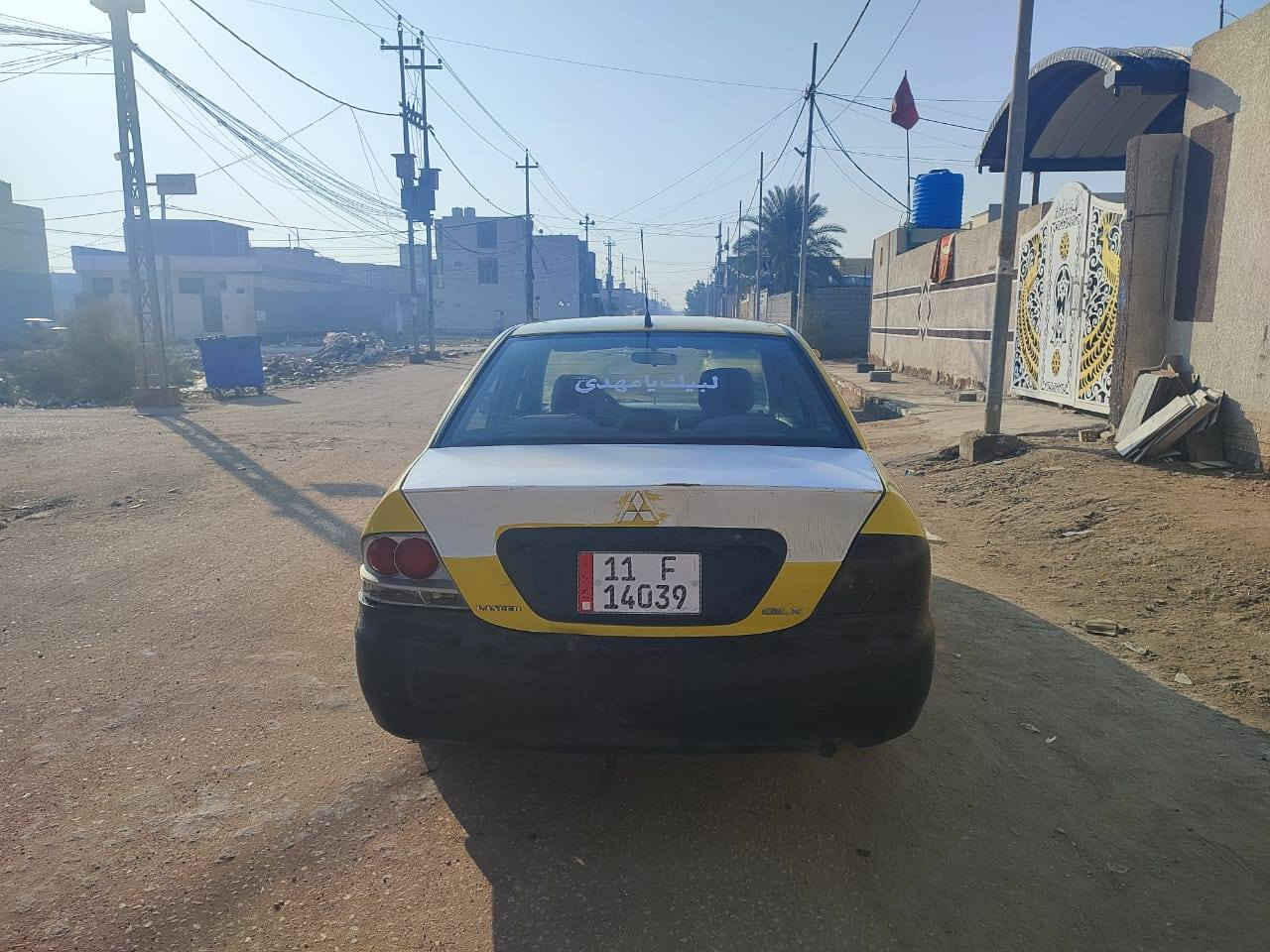 السلا عليكم
لانسر 2010 للبيع محرك كير خير من الله 
محرك 2000 رقم انكليزي بسمي تحويل ثاني يوم
حداديه جديده تخم تاير سياره ماناقصه شي السعر 65 وبيها مجال 
للستفسار الاتصال عل الرقم ***********
