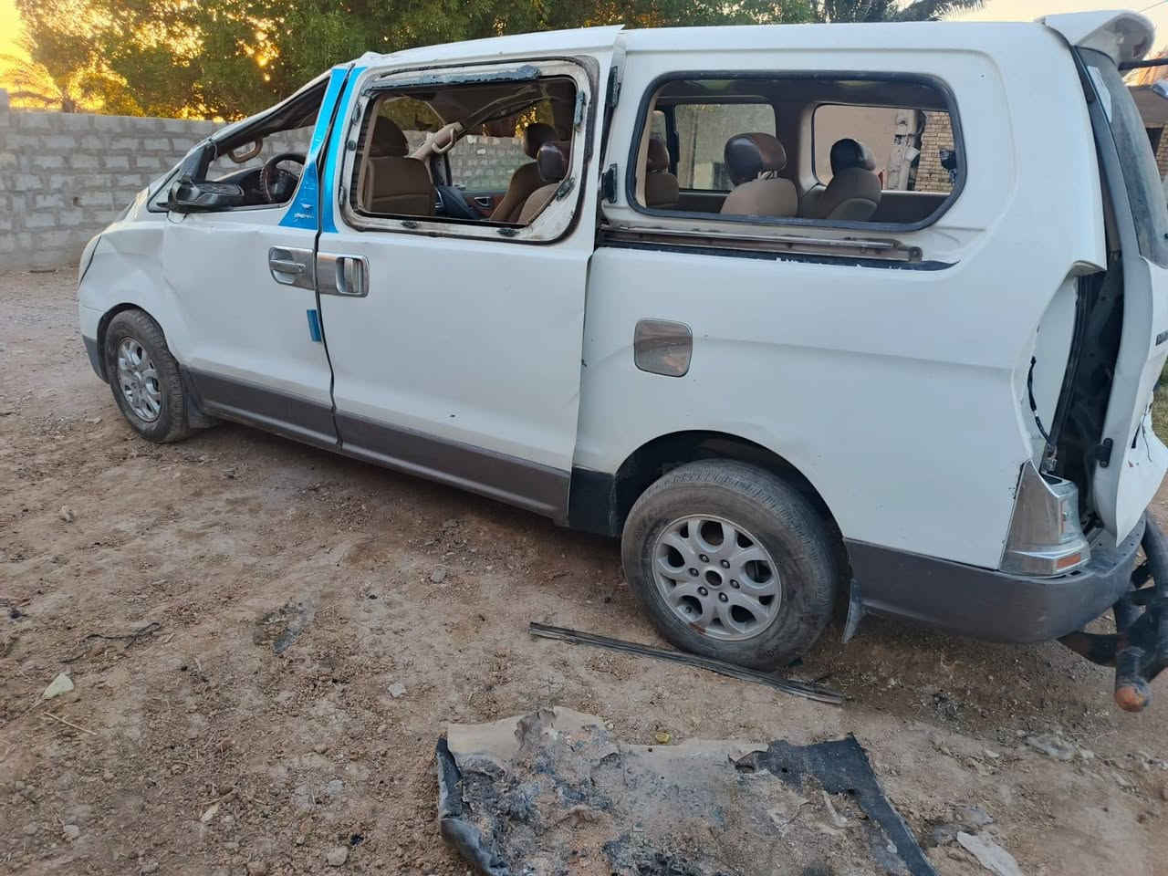 السلام عليكم..
ستاركس 2012  مضروبة محور مسكر 
مكينة 12ام القبق الاسود 
مكينه +كير مكفولات 
رقم بصرة دولي
السعر 93
ناصرية شطرة 
***********
***********
