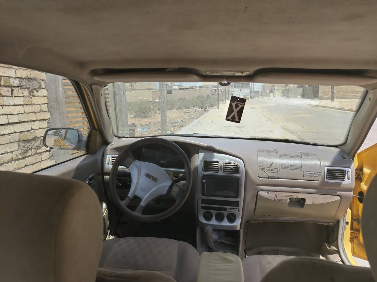 السلام عليك عندي  شيري كوين موديل ٢٠١٠ بسمي رقم بغداد محرك كير حلوات صدر نظيف تايرات هم نظيفه بس  كمبريسر عاطل سعره ٢٠ بيه مجال سنويه ساقطه بل ٢٠٢٥ رقمي هذا ***********
